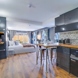 Sixtysix By Sorted Southend-on-Sea